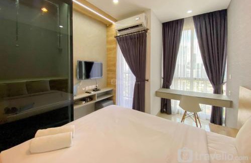 Semanggi Apartment | Relaxing Studio Retreat at Ciputra World 2 with Pool