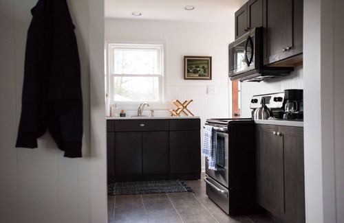 Conestoga Cottage | Relaxing Cottage with Spa, Hot Tub & 9.8/10 Guest Rating