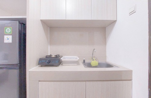 Ciputat Apartment | Restful And Tidy Studio At Apartment Baileys