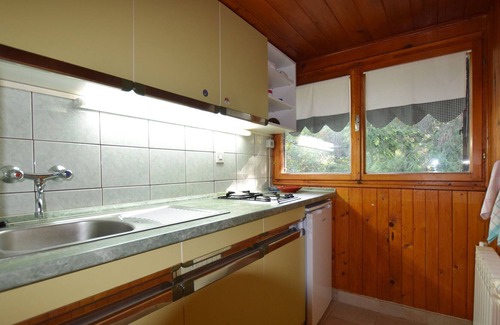 Vrbovsko House | Cozy Holiday Home in Vrbovsko - Pet and Child Friendly!
