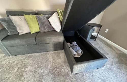 Central - Terry House | Serene Single Bedroom Retreat - Perfect for Families & Pets