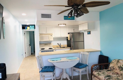 Sunset Beach Condo | Relaxing by the Sea: Oceanfront Haven with Top Amenities