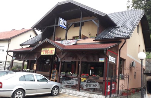 Doboj Bed & Breakfast | Pet-Friendly Retreat: Restoran i sobe "Tocak" Awaits You