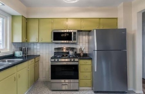 Waldron House | Discover Mid Century Meca Near Highways & Kid-Friendly Fun