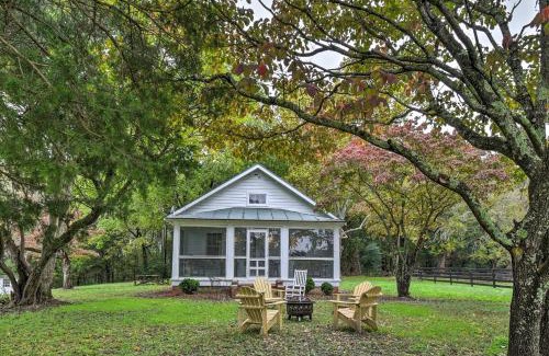 Hayes House | Charming 1920s Cottage Retreat with Fire Pit & Spa Access