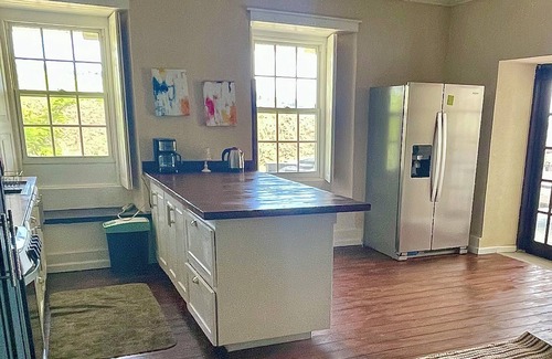 Gibbs Bay Apartment | Historic Stone House: 2 Bedroom Apartment with Pool & Kitchen