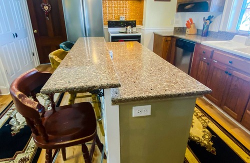 Edwardsburg House | Historic Home Near ND & Amish Country with Pet-Friendly Perks