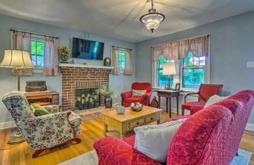 Mars Hill House | Charming Restored Mars Hill Home Steps from Downtown