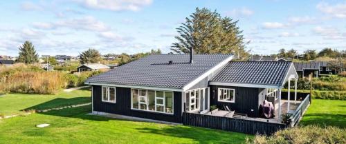 Lonstrup House | Charming Restored Summer Cottage Steps from the Beach