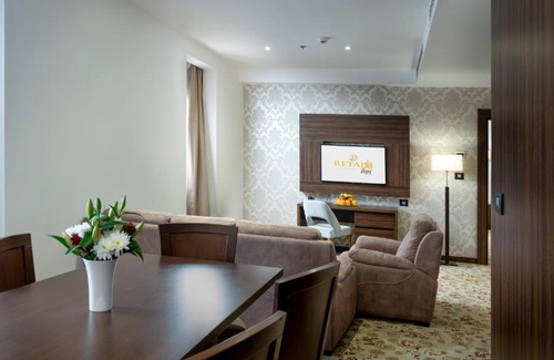 Al Wakrah Hotel | Retaj Inn Al Wakrah: Family-Friendly Stay with Great Reviews