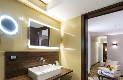 Al Wakrah Hotel | Discover Retaj Inn Al Wakrah: Guest Rated 8.4/10, Family-Friendly