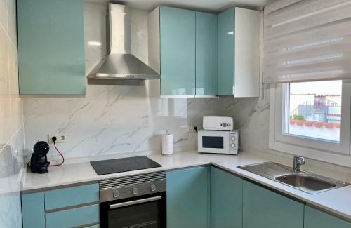 Peniscola House | Elegant Retama Chalet - A 4-Star Family Retreat