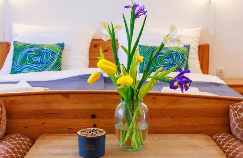 Sarospatak House | Discover Pet-Friendly Retreat at Retel Vitez Vendégház