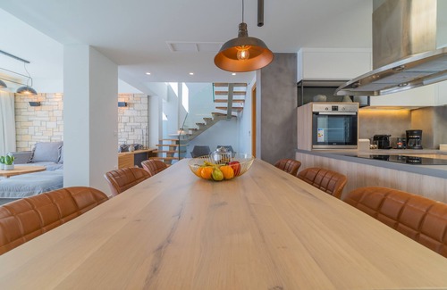Atsipópoulon Villa | Rethymno Villas: Oceanfront Retreat with Panoramic Views