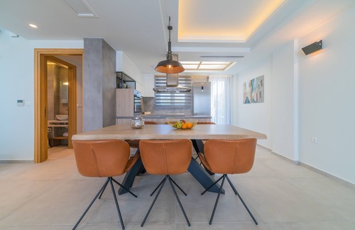 Atsipópoulon Villa | Rethymno Villas: Oceanfront Retreat with Panoramic Views