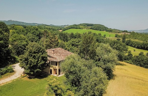 Ponte d'Assi House | Retino - Ivy Mini Apartment Surrounded by Nature's Beauty
