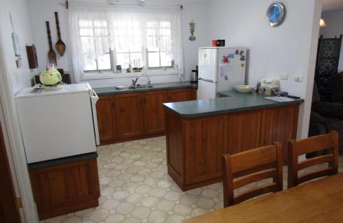Port Julia House | Welcoming Retreat in Whiting: Pet Friendly & Family Oriented