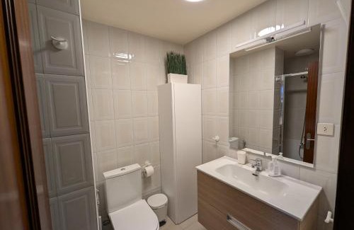 Distrito Oeste Apartment | Pet-Friendly Retreat at Retiro Arbeyal Gijón with Ocean Views
