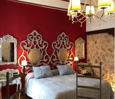 Almagro Hotel | Highly Rated Retreat at Retiro del Teatro Almagro