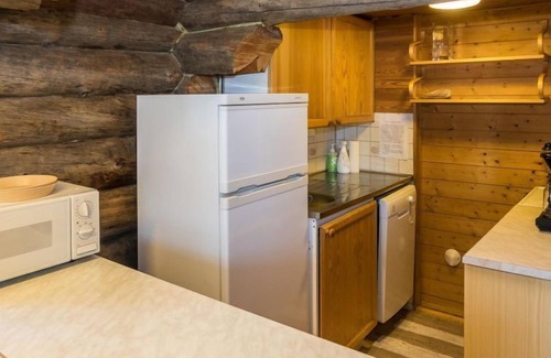 Kuusamo House | Explore Retkietappi Kelopirtti: Lake View & Spa Retreat