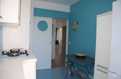 La Baule-Escoublac Apartment | Beachfront Bliss: “Retour de Plage” with Ocean Views