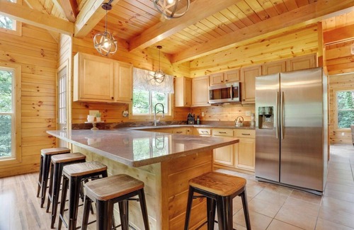 Hallsville Cabin | Top-Rated Retreat at the Cavern with Family-Friendly Amenities