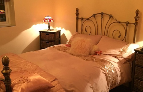 Ayr Bed & Breakfast | Experience Relaxation at The Knowe Auchincruive Estate