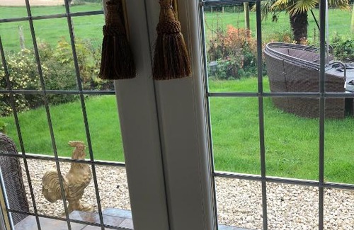 Ayr Bed & Breakfast | Relaxing Retreat at The Knowe on Auchincruive Estate