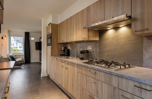 Ediger House | Restyled Villa with Spa and Pool Near Moselle River