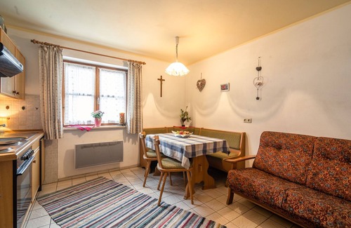 Unterammergau House | Cozy Holiday Home in Unterammergau with Pet-Friendly Perks