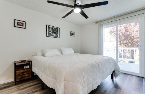 College Hill Apartment | Prime Retreat Near UO and Autzen Stadium for Families