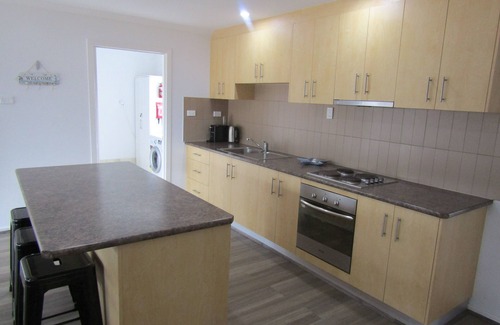 Port Vincent House | Retreat on Talbot: Walk to Shops, Pub & Beach Access