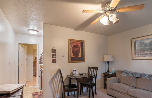 Hemlock Apartment | Retreat to this single level studio