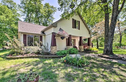 Puposky House | Relaxing Retreat with Lake Access & Private Boat Dock