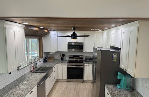 Boynton Beach Villa | Relaxing Retreat with Salt Water Pool & Spa - Top Rated!