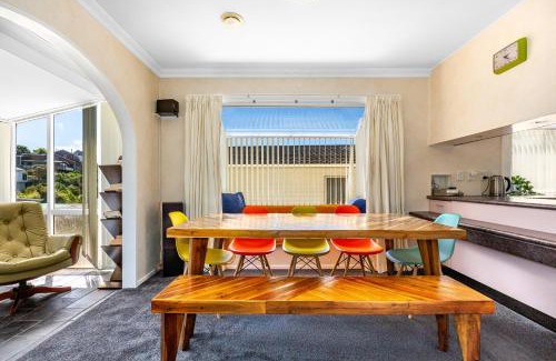 Whitby House | Inviting 4 Bedroom Retro Home in a Serene Setting
