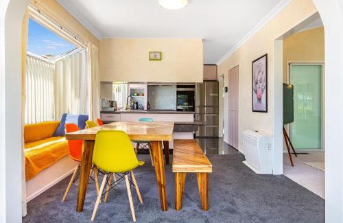 Whitby House | Inviting 4 Bedroom Retro Home in a Serene Setting