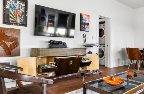 South River City House | Bright Retro Austin Home Near S Congress Ave with Pool