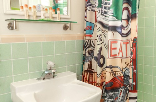Cortez Hotel | Eco-Friendly Retro Inn at Mesa Verde: Guest Rated 9.4/10