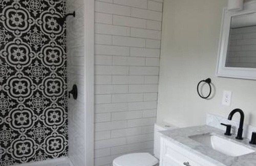 Cortland House | Retro on Maple Avenue
