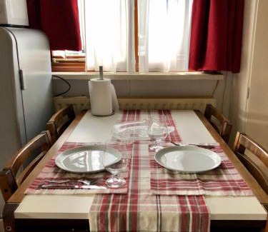 Krachtighuizen Ski Chalet | Relax at Retro Resort in the Heart of Veluwe's Forest