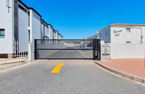 Langebaan Apartment | Retro Rest: Oceanfront Escape with Pool & Family Amenities