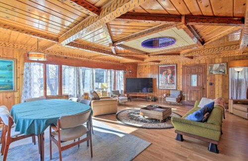 Rhinelander House | Retro Rhinelander Lake Retreat with Scenic Oceanfront Views