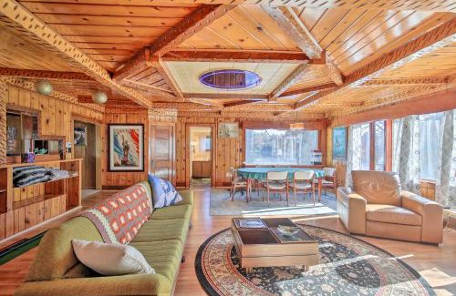 Rhinelander House | Retro Rhinelander Lake Retreat with Scenic Oceanfront Views