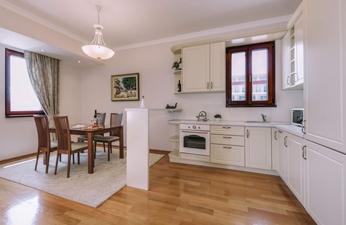 Budva Apartment | Retro Two Bedroom Apartment in the Heart of Budva