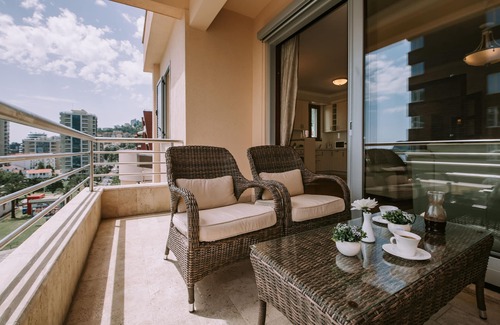 Budva Apartment | Retro Two Bedroom Apartment in the Heart of Budva