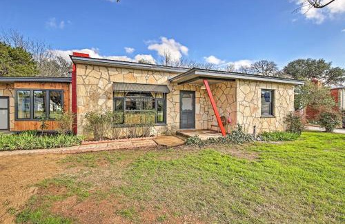 Blanco House | Unique Retro Blanco Abode - Steps from Main Street!