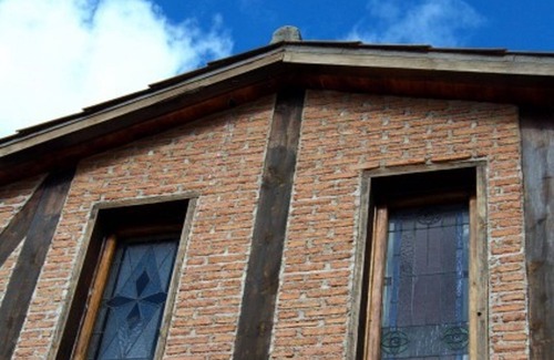 Navas del Rey Cottage | Experience the Middle Ages with Family-Friendly Amenities