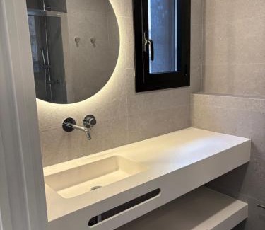 Reus Apartment | Stylish Apartment in the Heart of Reus - Pet & Child Friendly