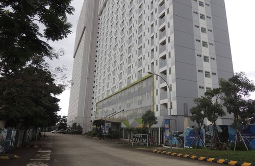 Gunung Putri Apartment | Welcoming Reva Room: Ideal for Families in Gunung Putri